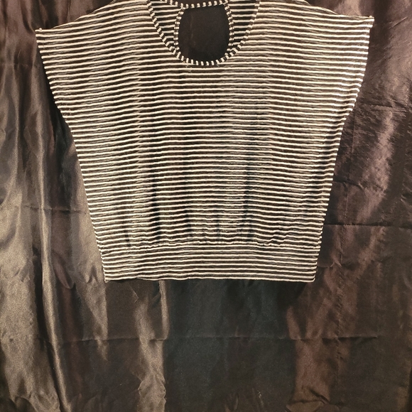 Women's Lane Bryant Top - Picture 3 of 11